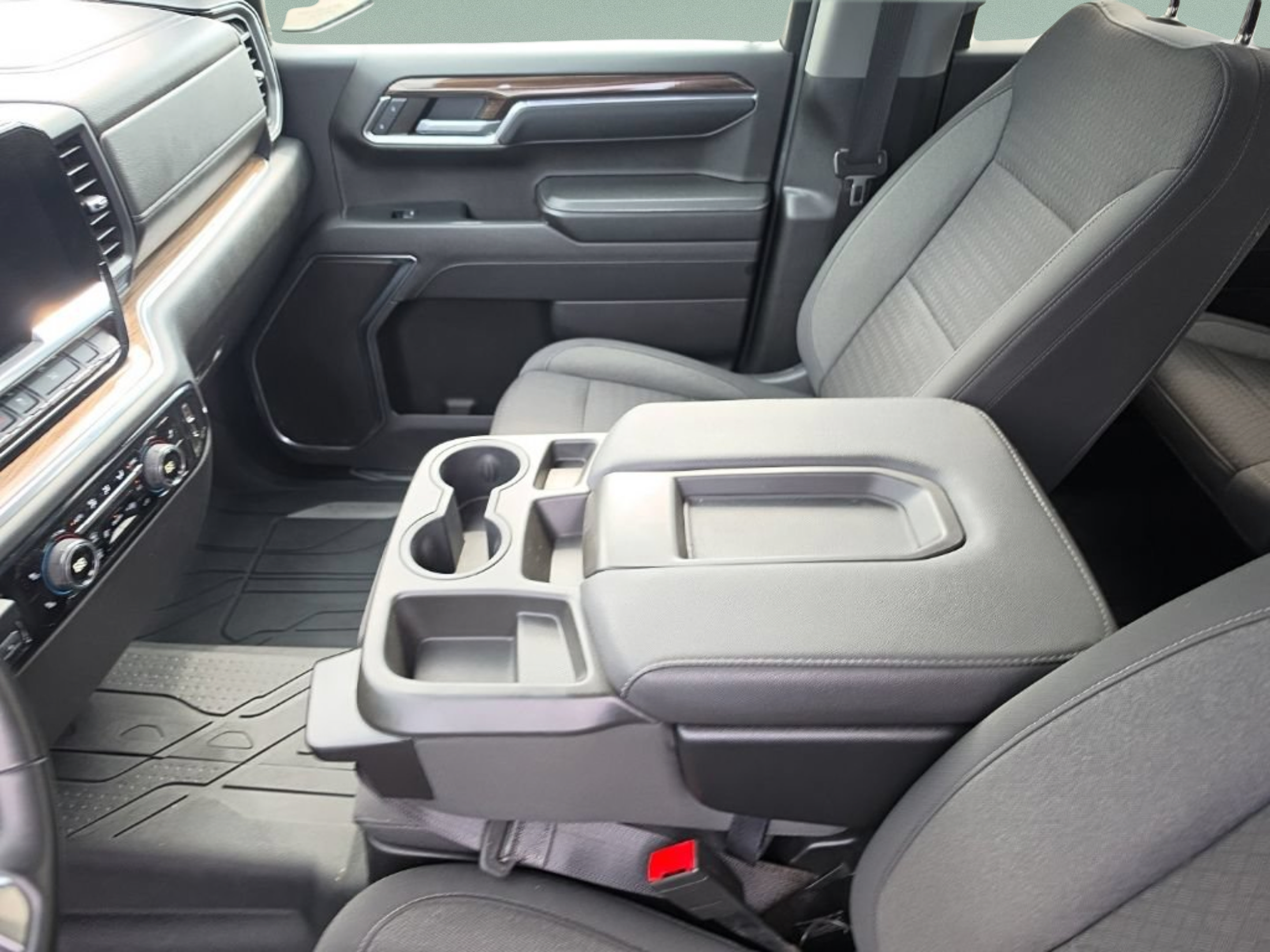 Used 2023 Chevrolet Silverado 1500 LT RWD image 18