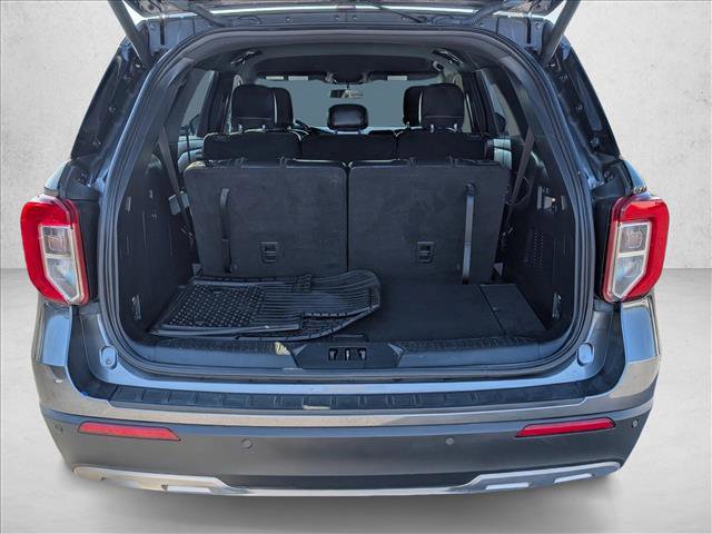 Used 2020 Ford Explorer XLT w/ Equipment Group 202A image 6