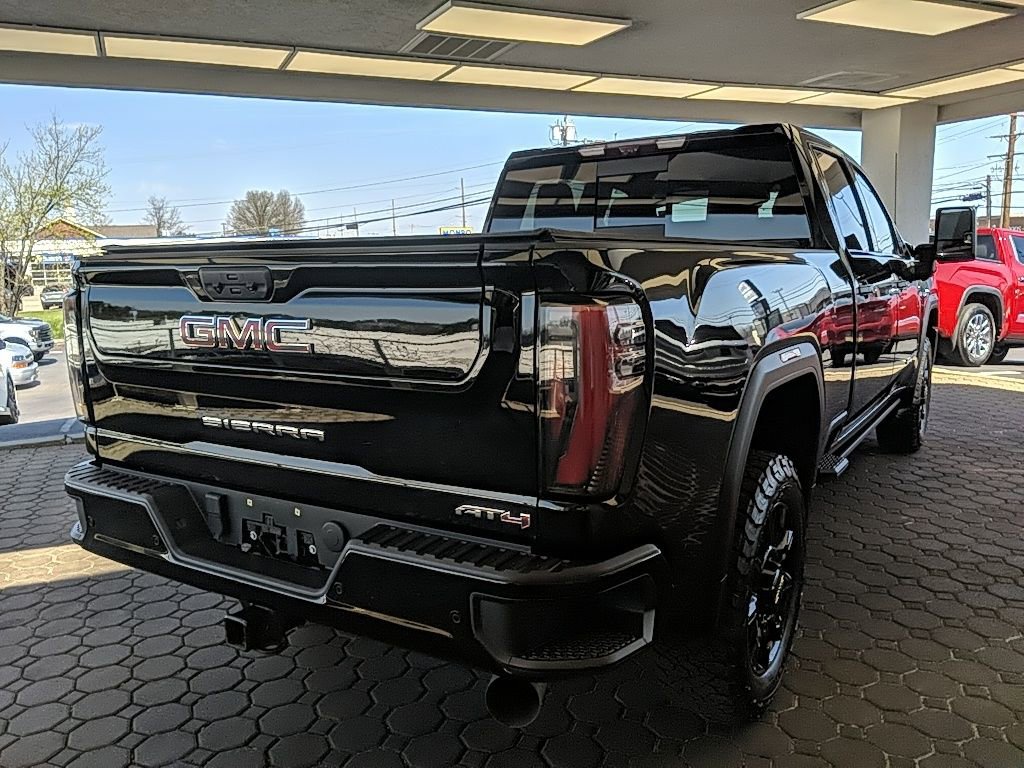 Used 2024 GMC Sierra 2500 AT4 w/ AT4 Premium Plus Package image 5