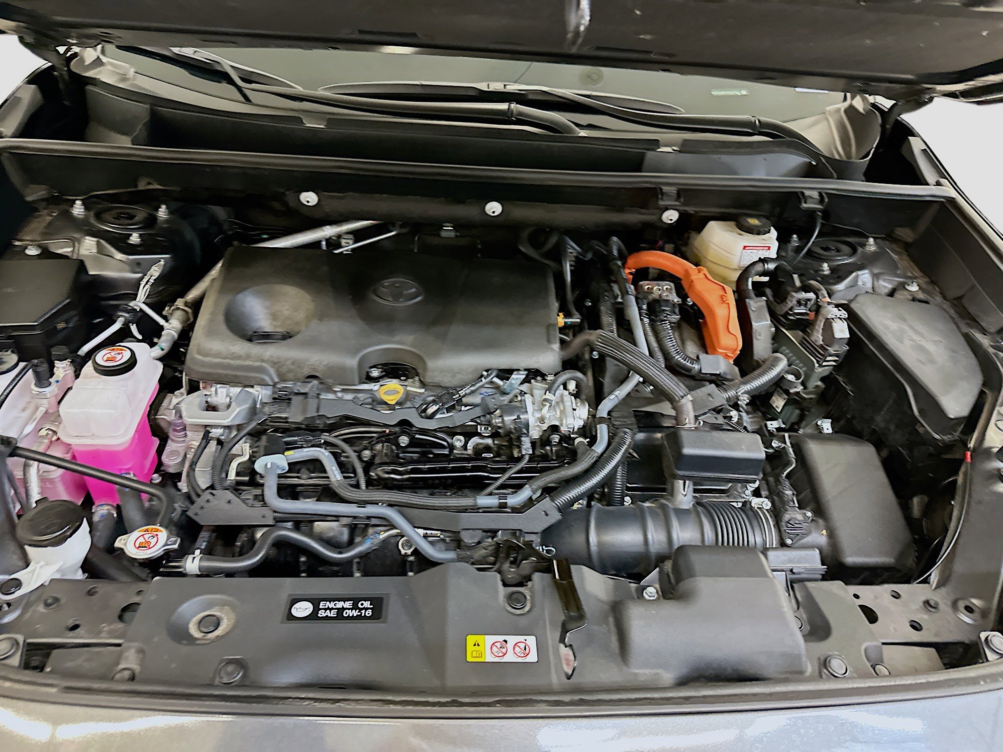 Used 2025 Toyota RAV4 LE image 34