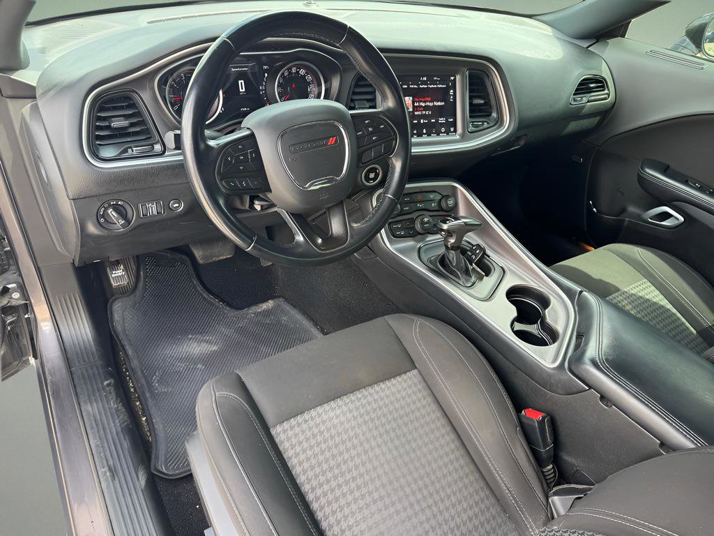 Used 2021 Dodge Challenger SXT w/ Driver Convenience Group image 22