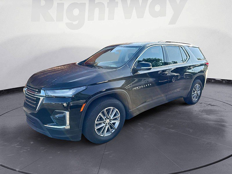 Used 2023 Chevrolet Traverse LT