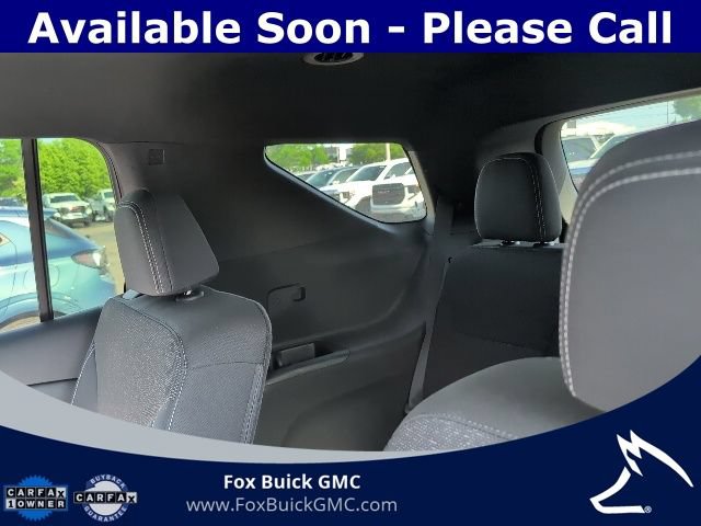 Used 2025 Chevrolet Traverse LT w/ Driver Confidence Package AWD/4WD image 8