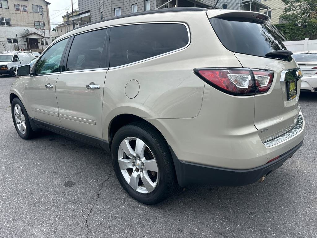Used 2013 Chevrolet Traverse LTZ AWD/4WD image 4