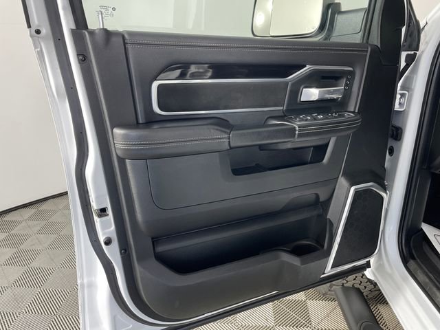 Used 2020 RAM 2500 Laramie w/ Night Edition AWD/4WD image 16