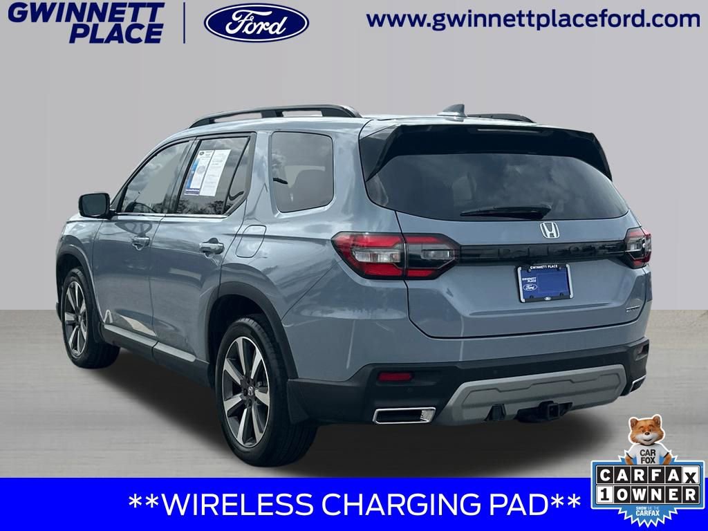 Used 2025 Honda Pilot Touring image 7