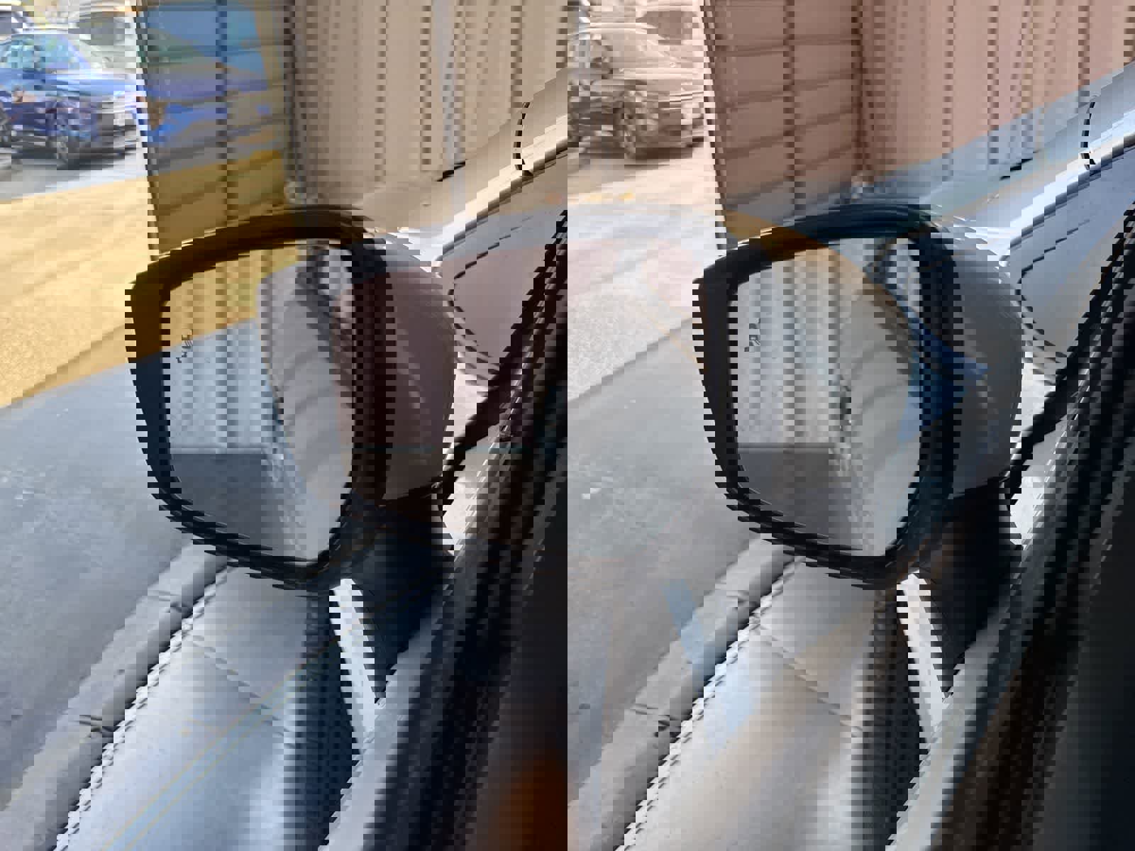 Used 2025 Nissan Versa SV w/ Trunk Package image 16