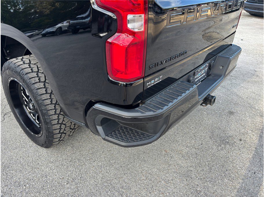 Used 2023 Chevrolet Silverado 1500 RST w/ LPO, Dark Essentials Package image 15