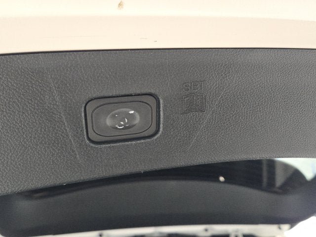 Used 2018 Ford Edge Sport w/ Equipment Group 401A AWD/4WD image 15