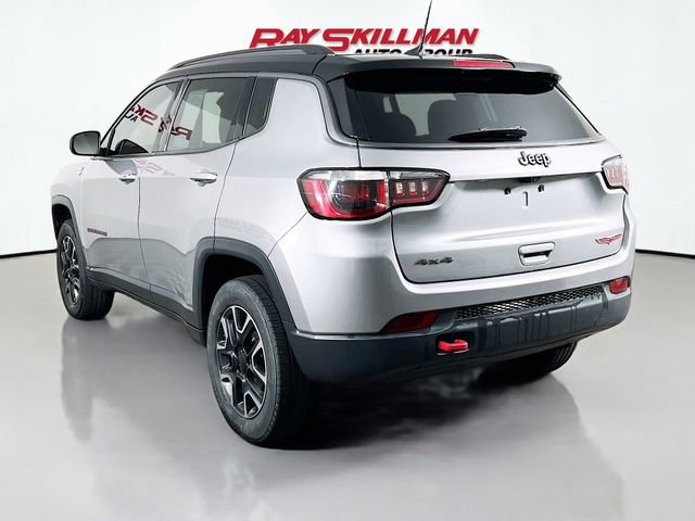 Used 2019 Jeep Compass Trailhawk AWD/4WD image 5