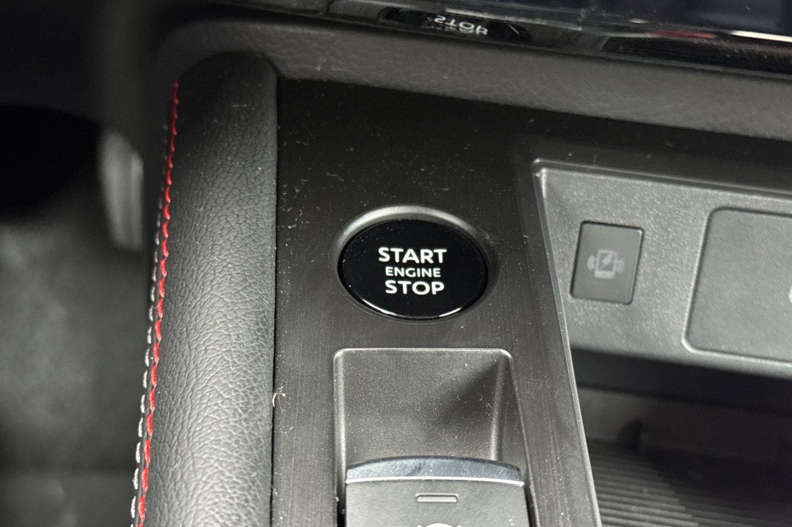 New 2026 Nissan Kicks SR w/ SR Premium Package image 19