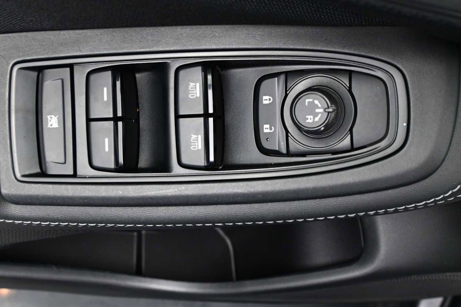 Certified 2022 Subaru Forester Premium AWD/4WD image 6