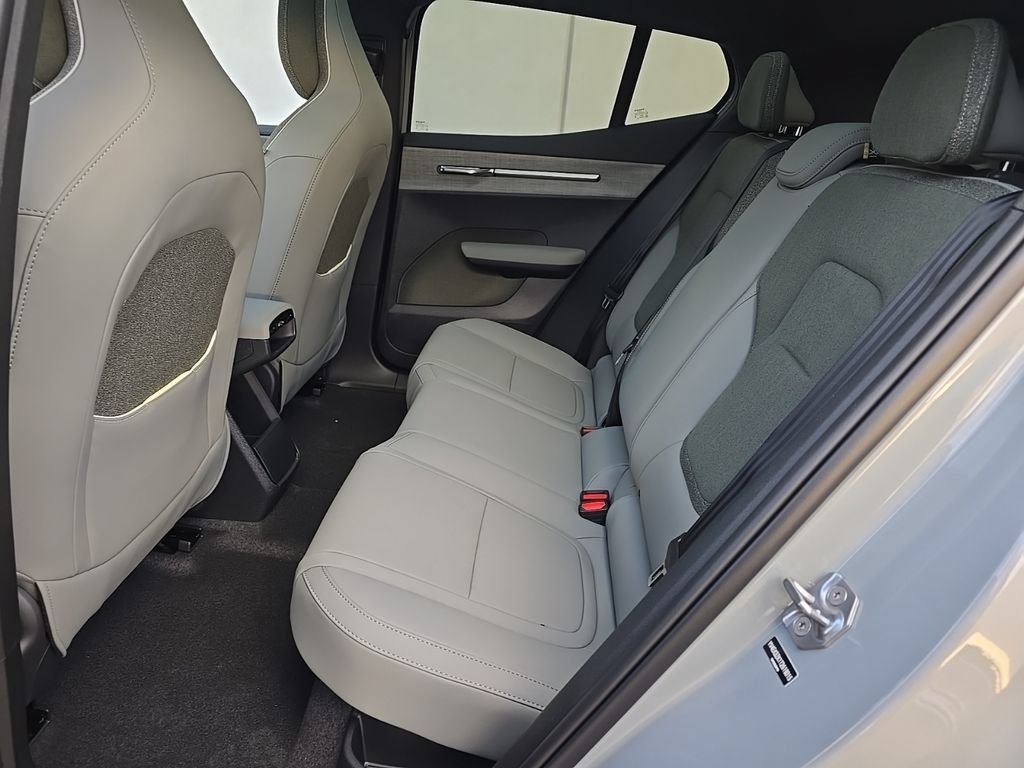 New 2026 Volvo EX30 Plus w/ Climate Package AWD/4WD image 8