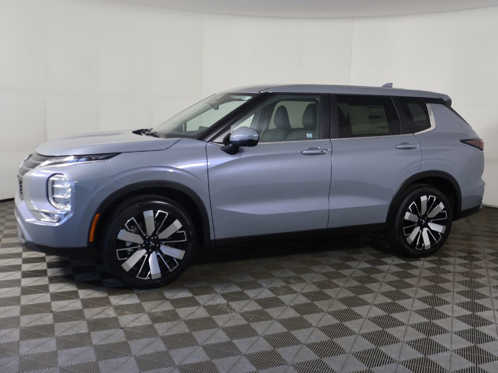 New 2026 Mitsubishi Outlander SE FWD image 17