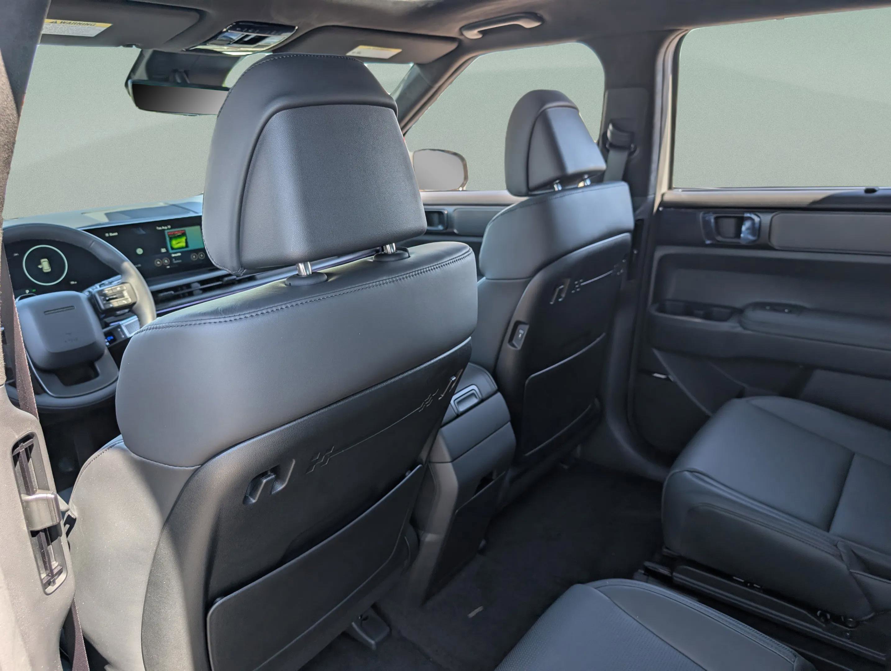 New 2026 Hyundai Santa Fe Calligraphy image 17