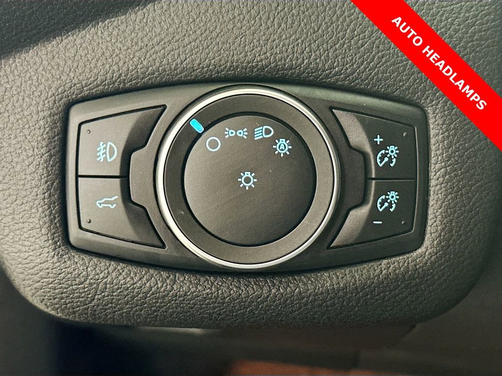 Used 2018 Ford Escape SE w/ SE Sport Appearance Package image 7