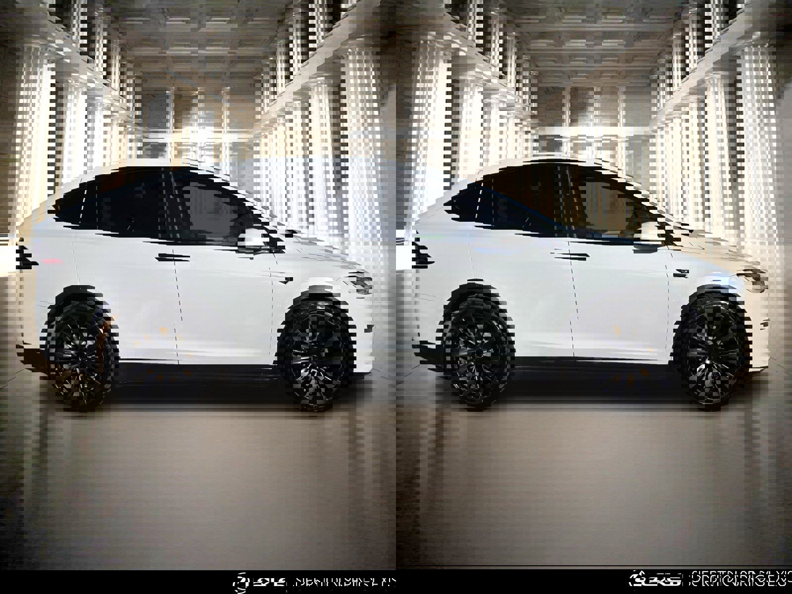 Used 2022 Tesla Model X Plaid image 3