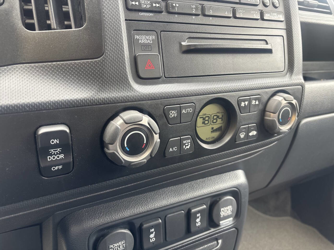 Used 2014 Honda Ridgeline RTL image 21