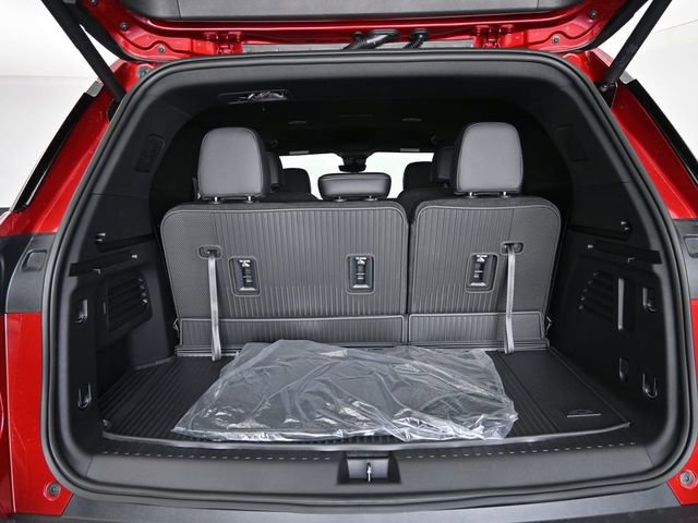 New 2026 Chevrolet Traverse LT w/ Driver Confidence Package FWD image 33