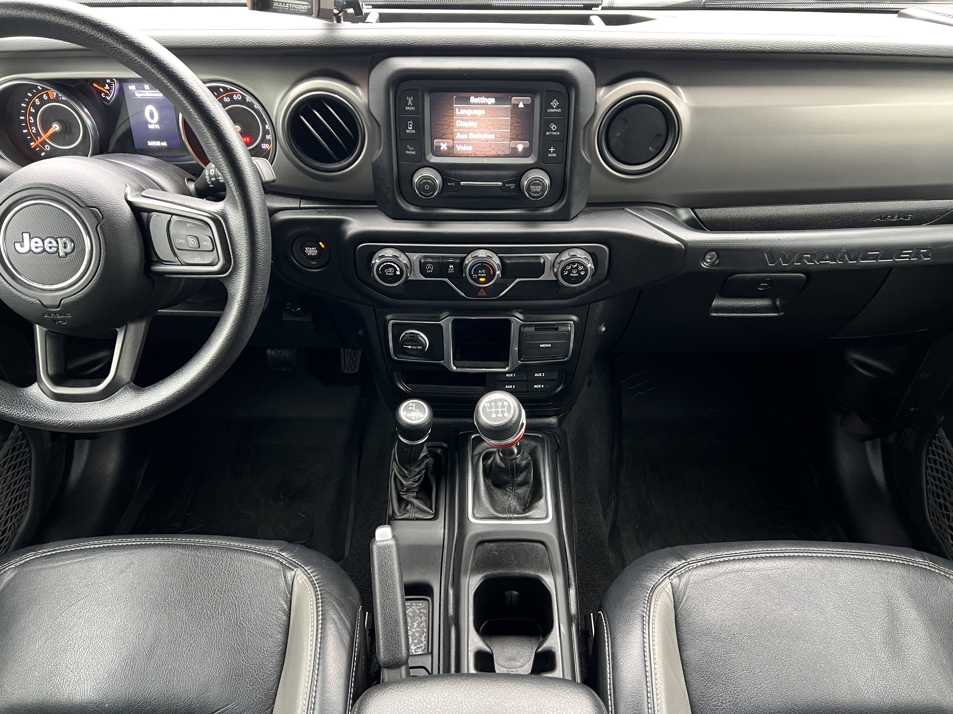 Used 2021 Jeep Wrangler Unlimited Sport AWD/4WD image 34