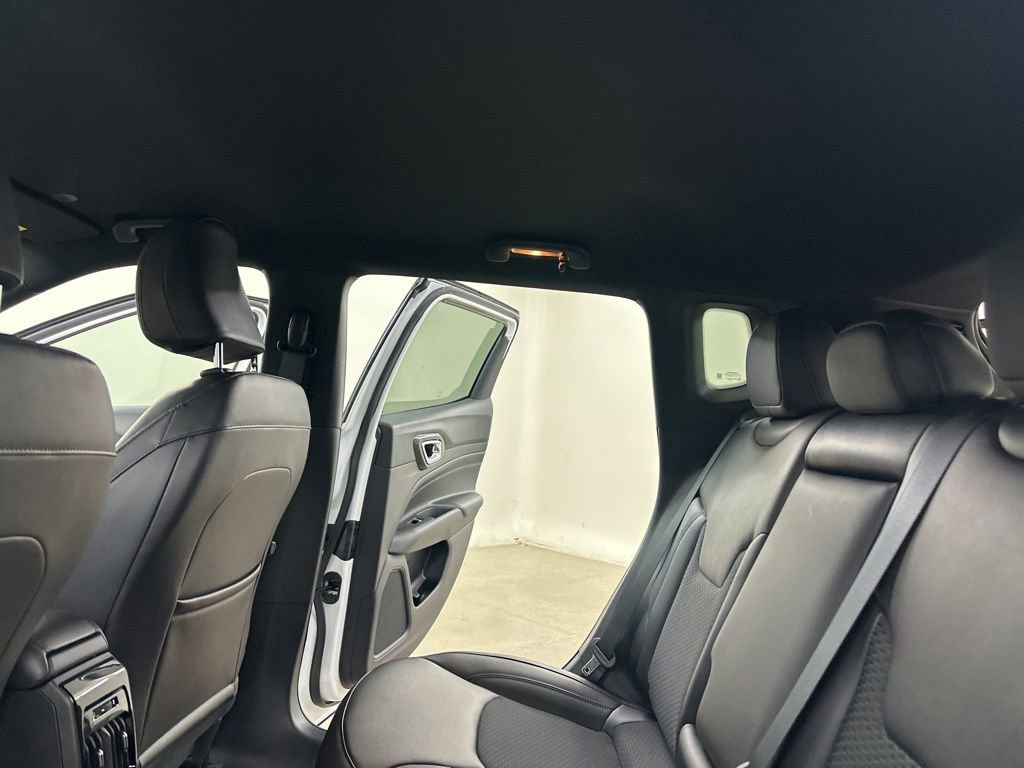 New 2026 Jeep Compass Latitude image 27
