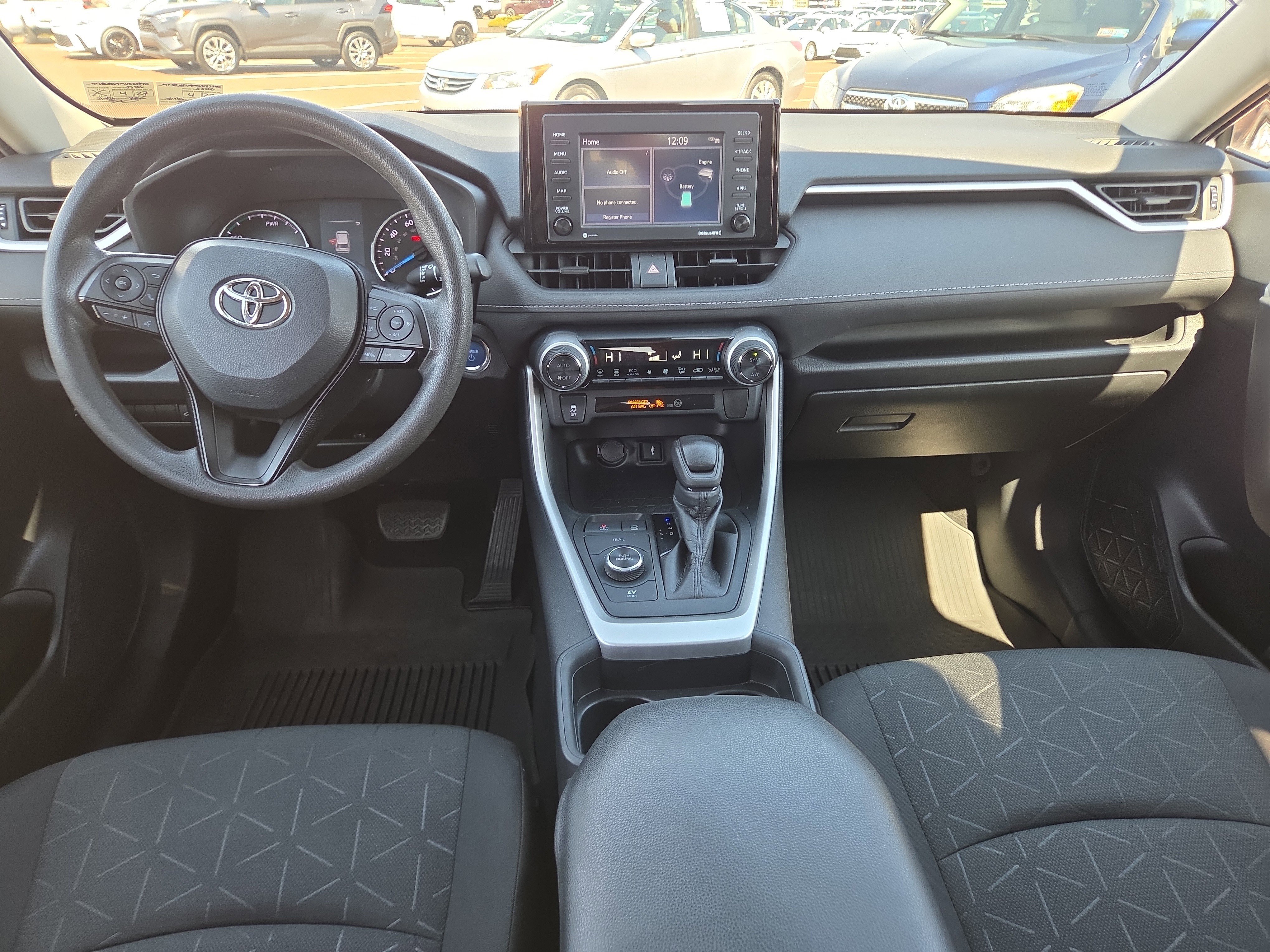 Certified 2021 Toyota RAV4 XLE w/ Convenience Package image 19