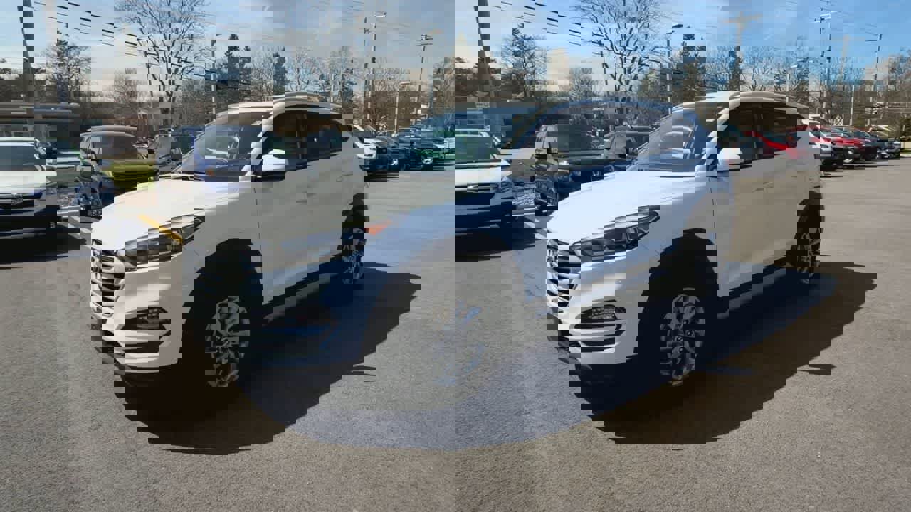 Used 2017 Hyundai Tucson SE AWD/4WD image 4