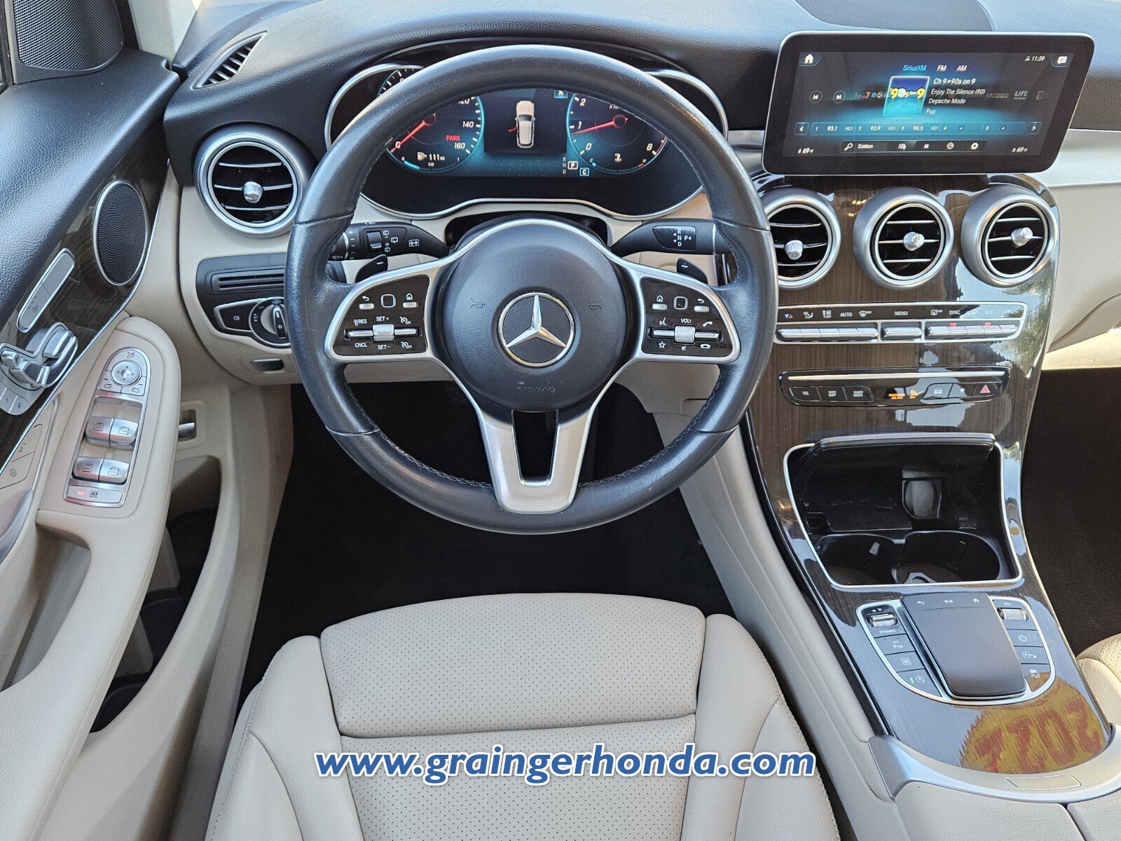 Used 2022 Mercedes-Benz GLC 300 w/ Premium Package Lite image 12