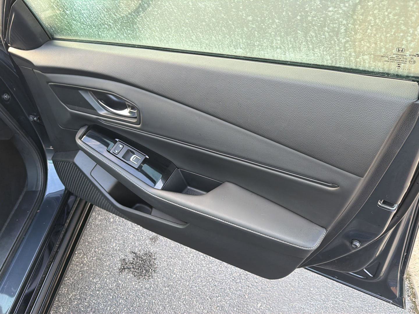 Used 2023 Honda Accord Touring image 14