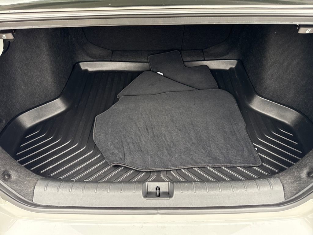 Used 2019 Honda Civic EX-L image 27