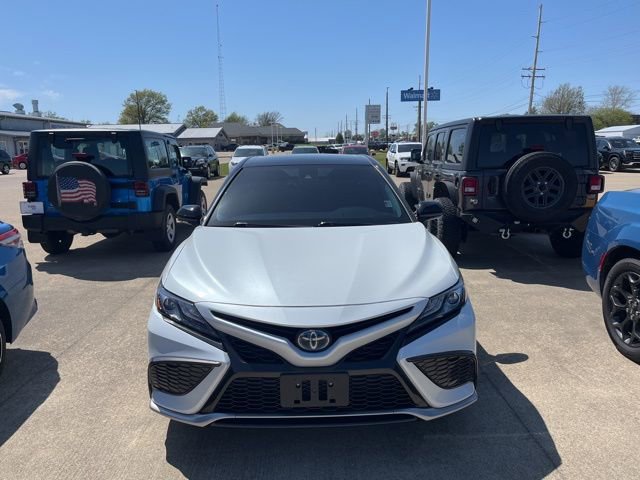 Used 2022 Toyota Camry XSE w/ Protection Package (Q2) (TMS) FWD image 2
