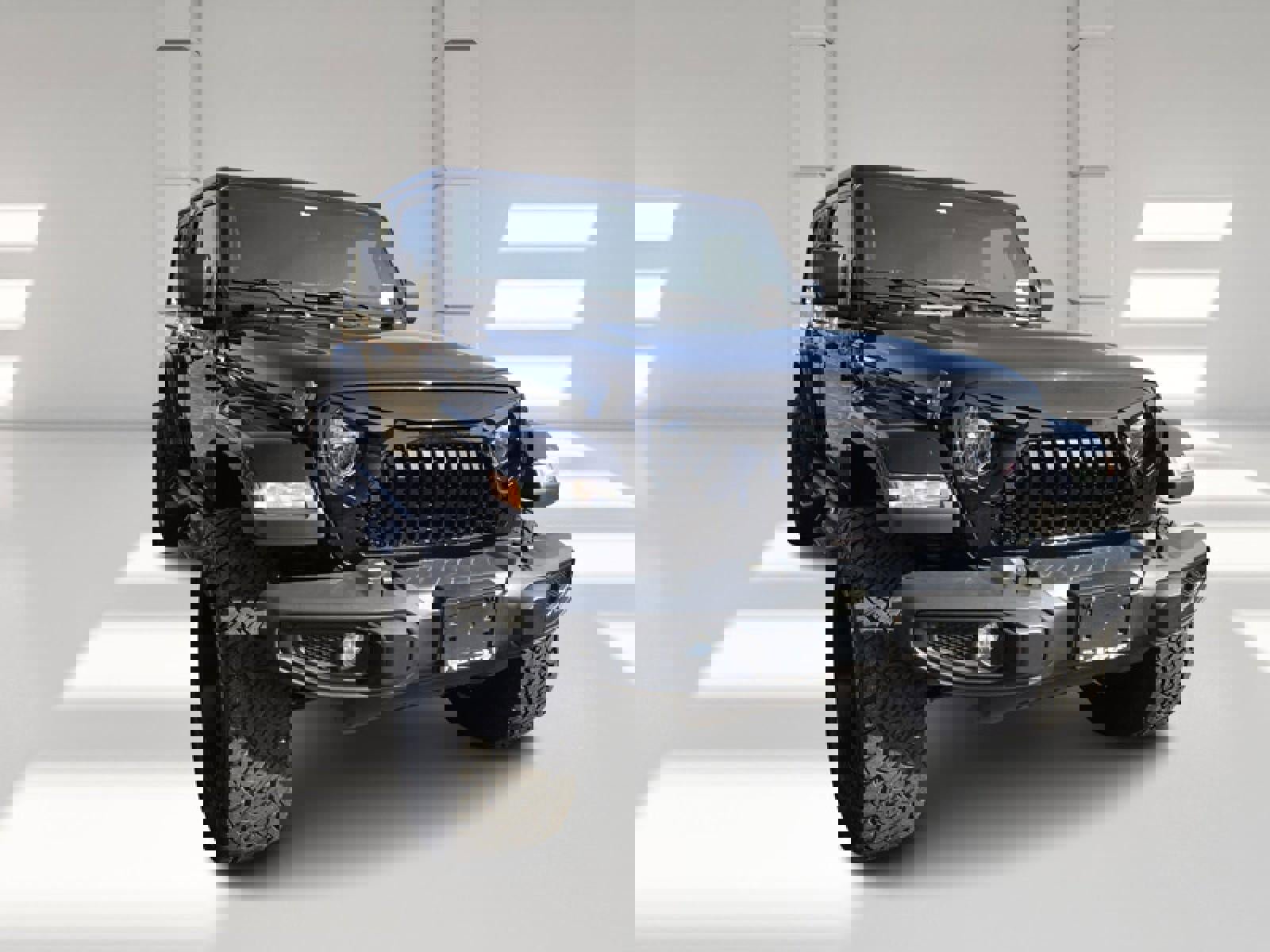 Used 2020 Jeep Wrangler Unlimited Sahara image 3