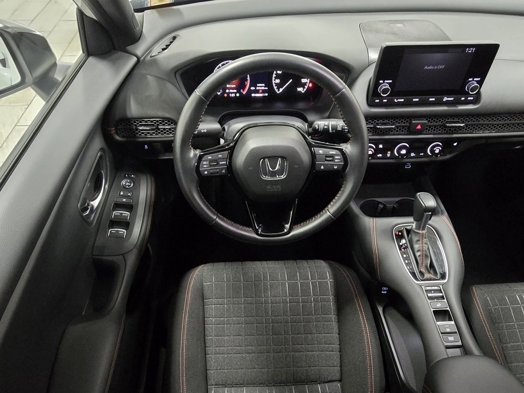 Used 2024 Honda HR-V Sport image 47