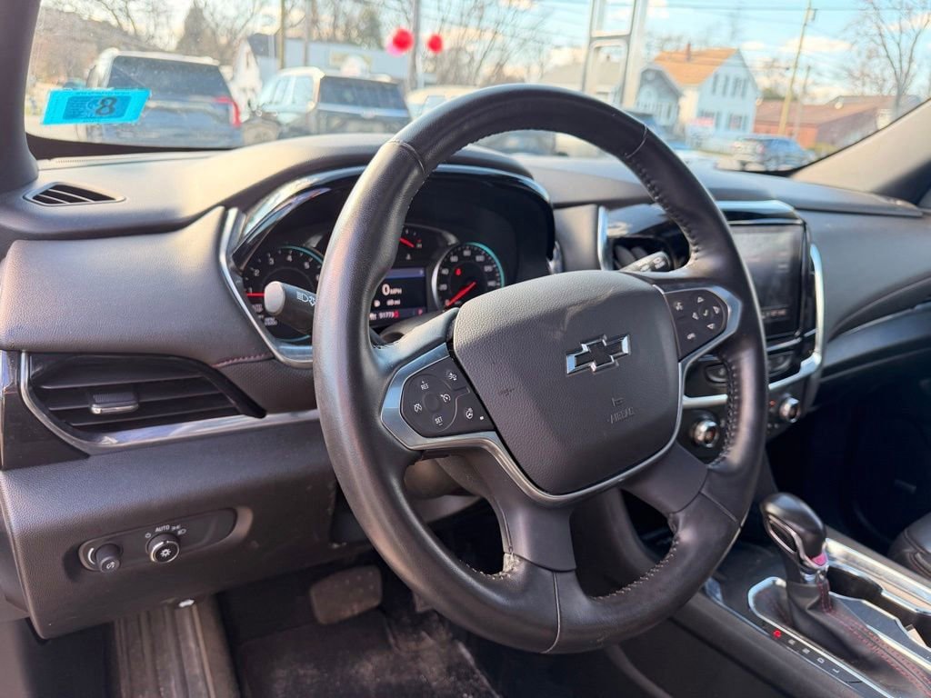 Used 2022 Chevrolet Traverse RS AWD/4WD image 9