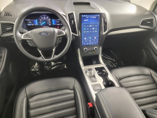 Certified 2024 Ford Edge SEL w/ Convenience Package AWD/4WD image 32