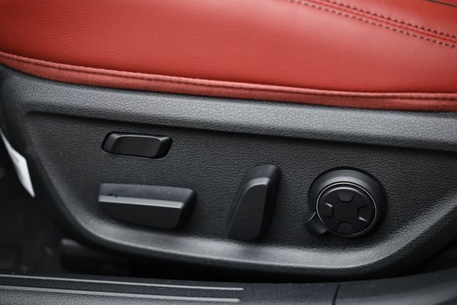 New 2026 Genesis G70 3.3T Sport Prestige image 24