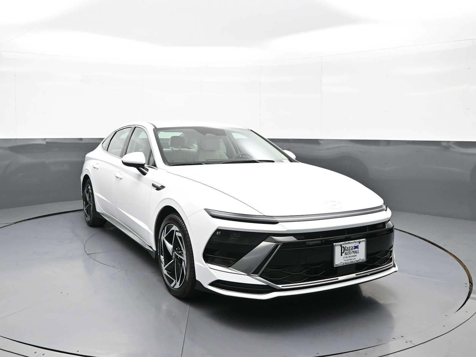 New 2026 Hyundai Sonata SEL FWD image 3