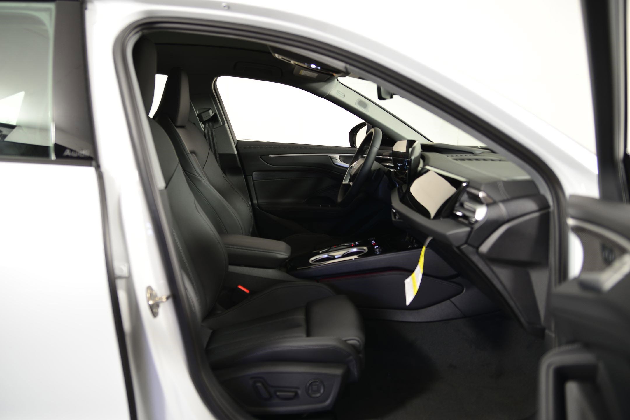 New 2026 Audi A6 Premium Plus image 18