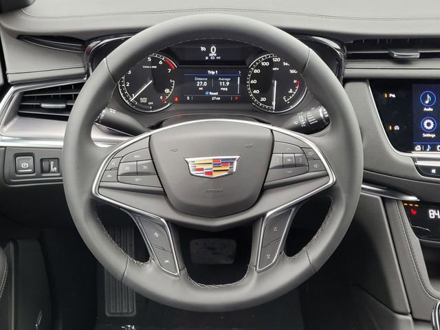 New 2026 Cadillac XT5 Luxury w/ LPO, ONYX Package image 10