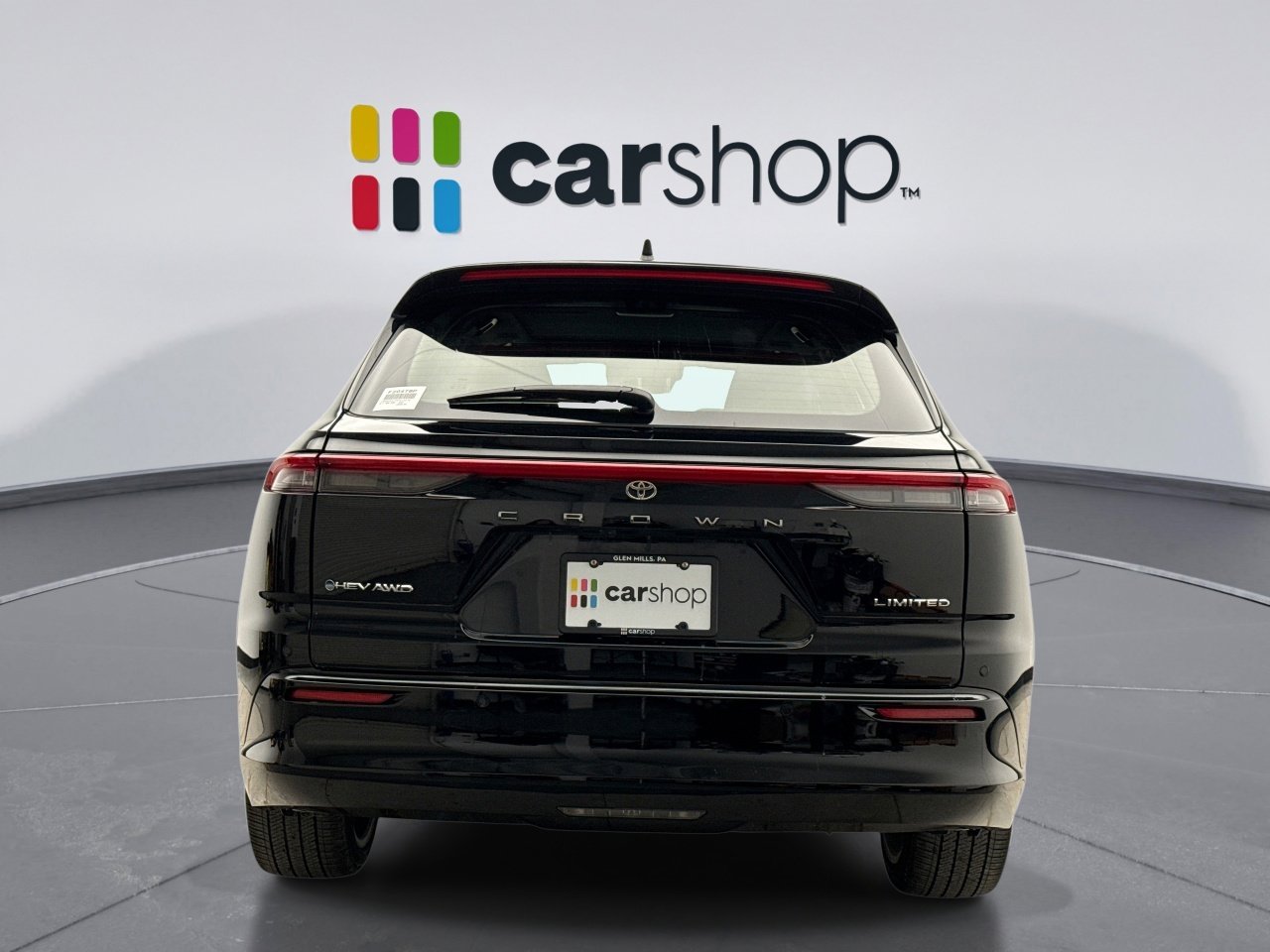 Used 2025 Toyota Crown Signia w/ Advanced Technology Package image 4