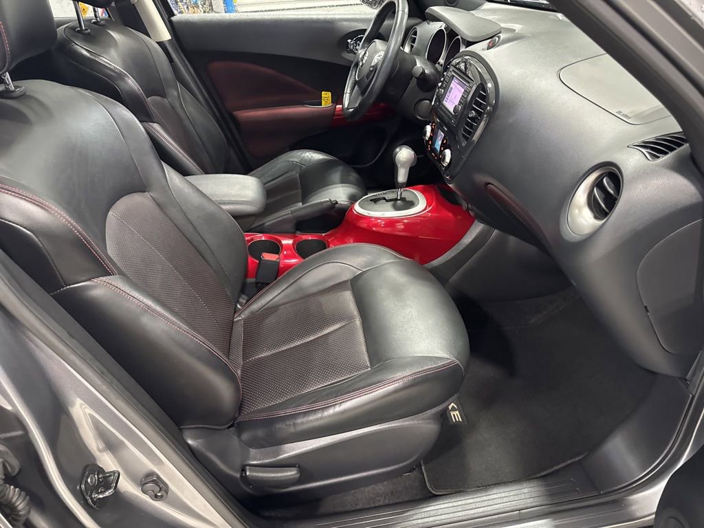 Used 2013 Nissan Juke SL image 21