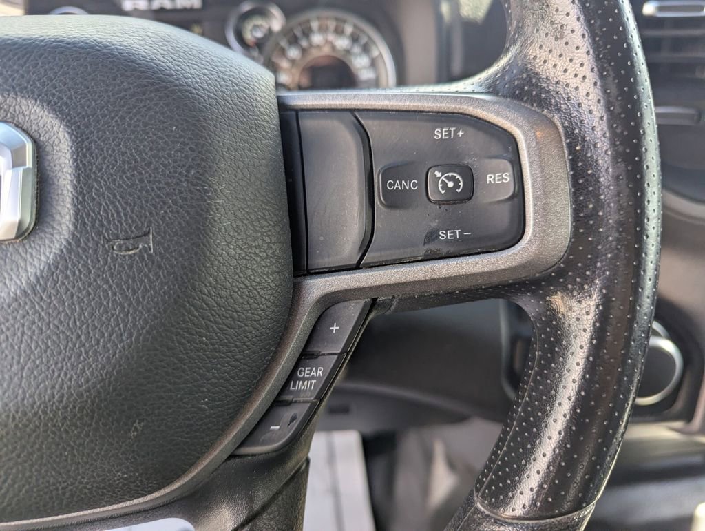 Used 2024 RAM 2500 Tradesman w/ Chrome Appearance Group image 27