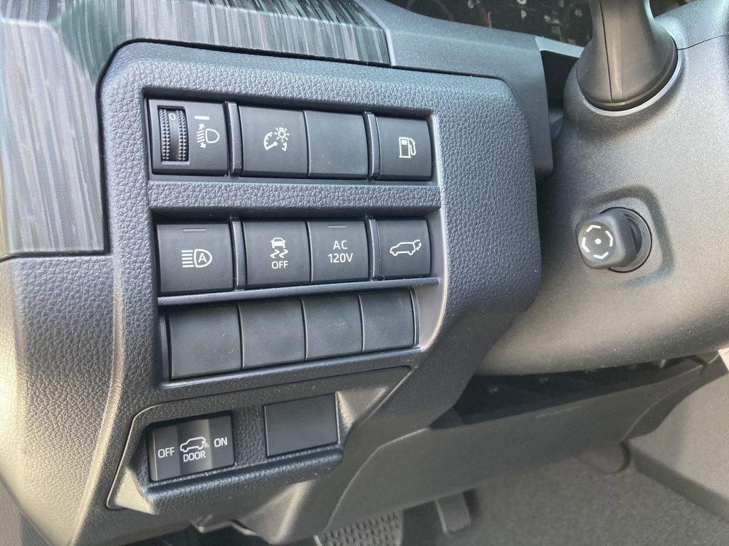 New 2026 Toyota 4Runner Platinum AWD/4WD image 8
