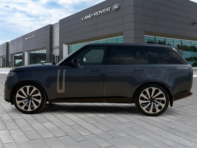 New 2026 Land Rover Range Rover SE AWD/4WD image 2