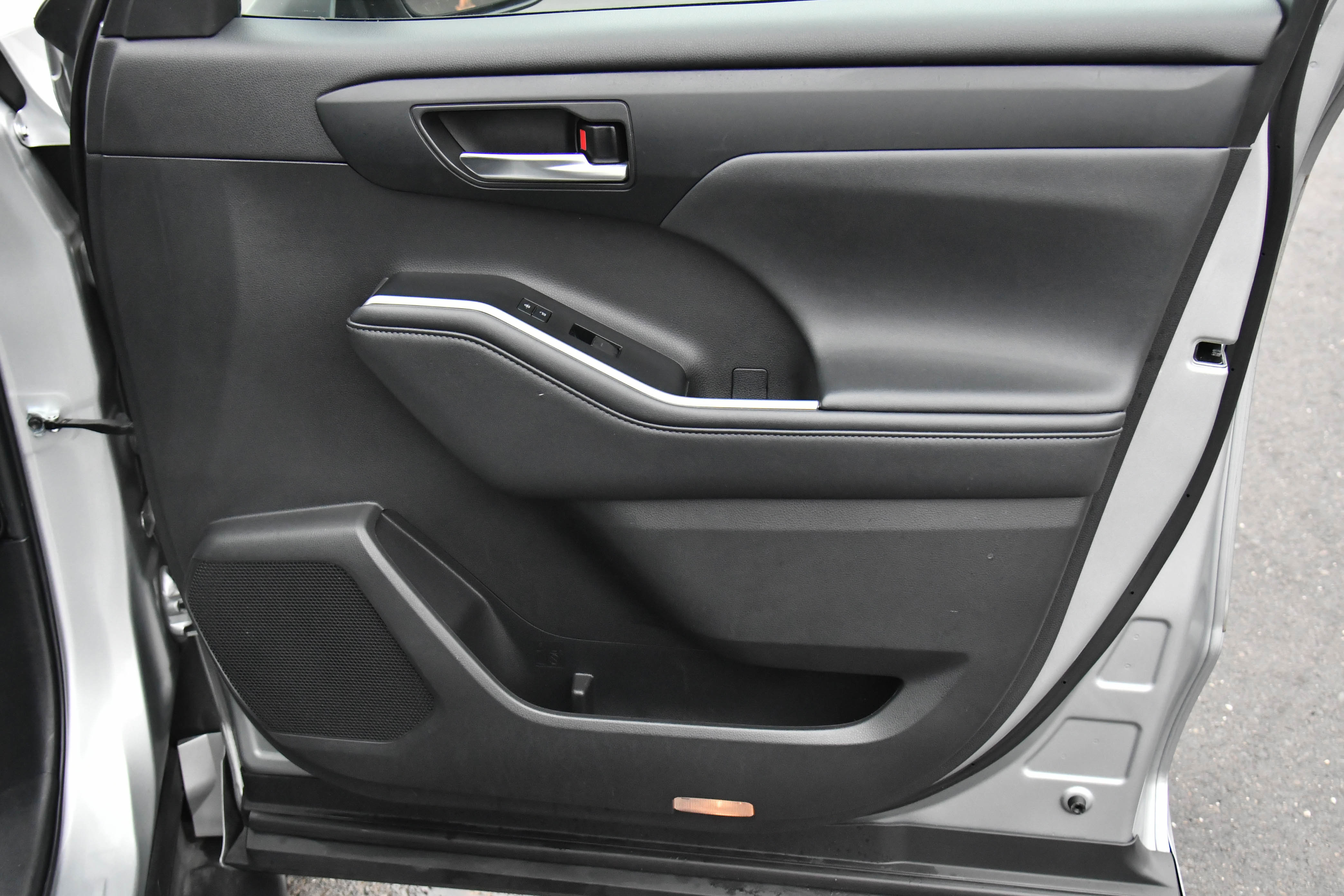 Used 2022 Toyota Highlander XSE image 45