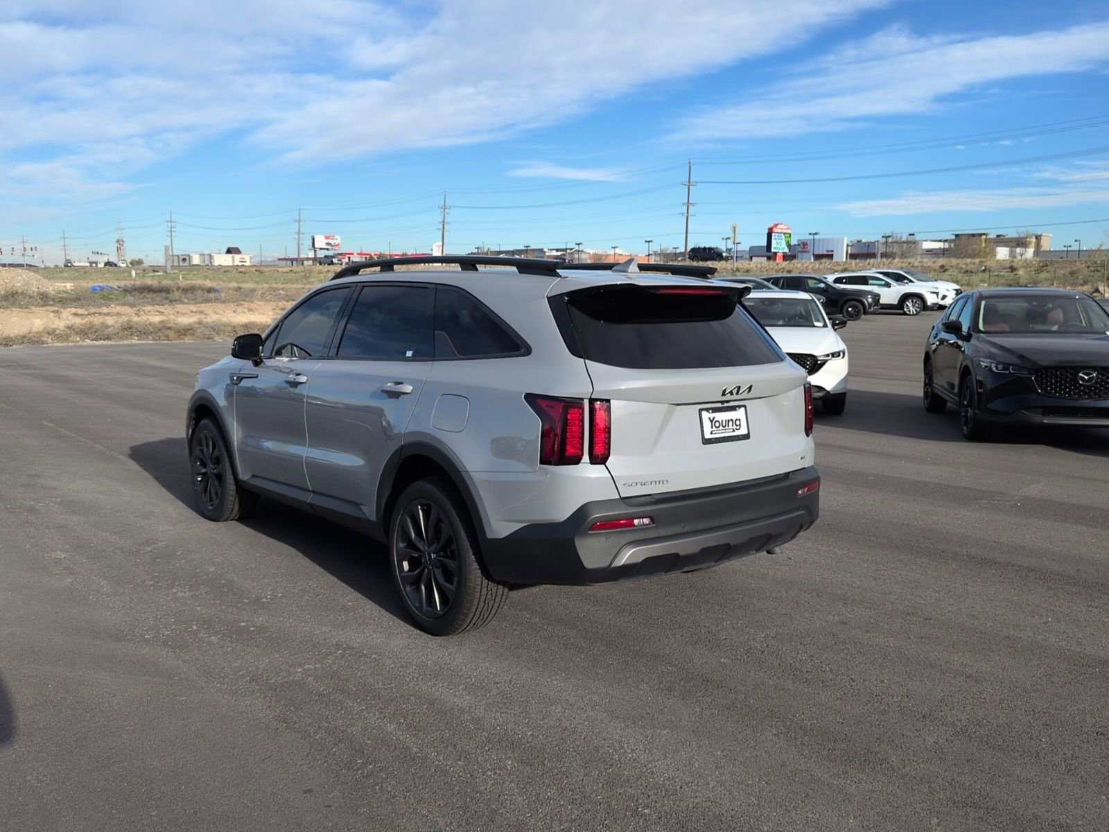 Used 2023 Kia Sorento X-Line EX image 5