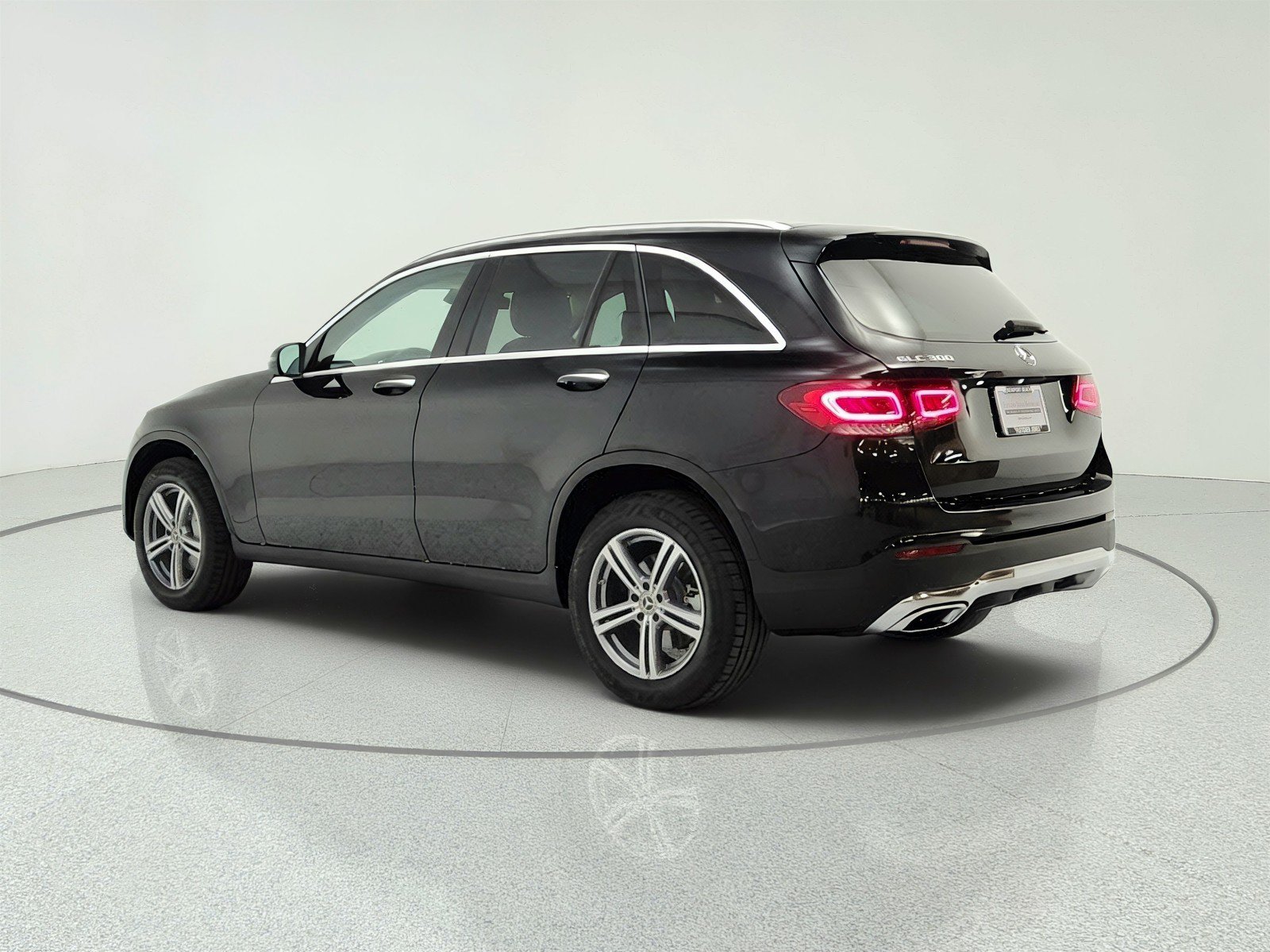 Used 2022 Mercedes-Benz GLC 300 image 7