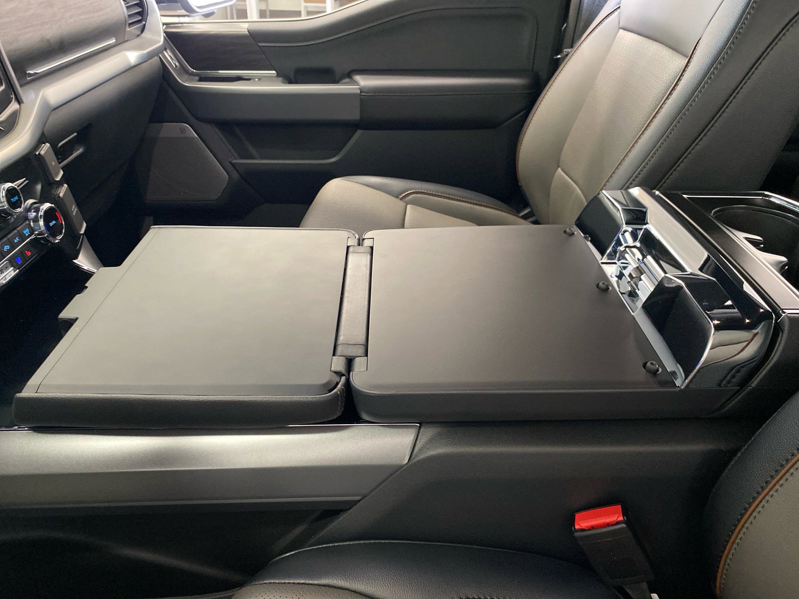 New 2026 Ford F150 Lariat AWD/4WD image 34