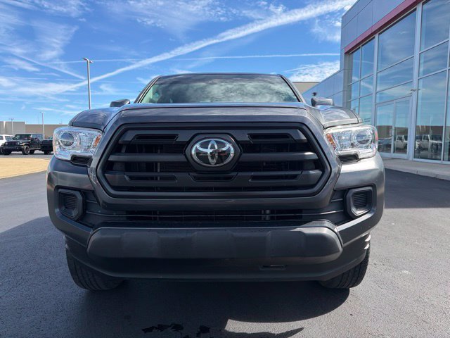 Used 2019 Toyota Tacoma SR w/ SR Convenience Package AWD/4WD image 2