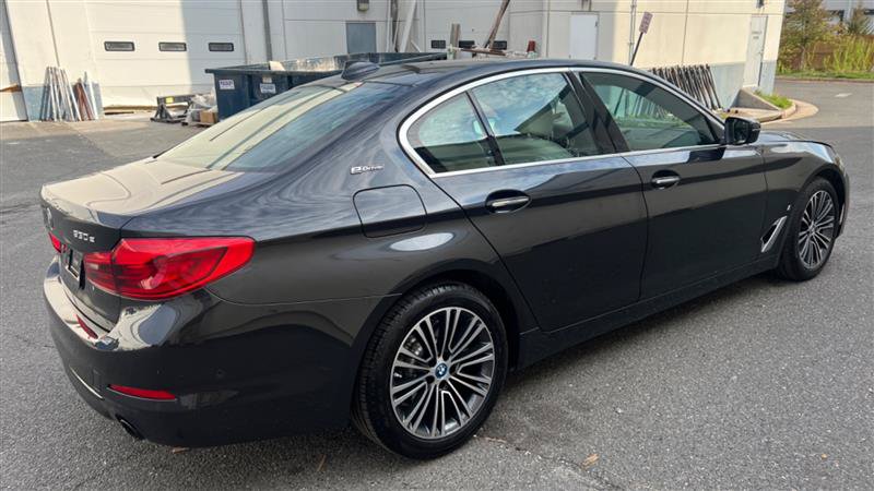 Used 2018 BMW 530e RWD image 19